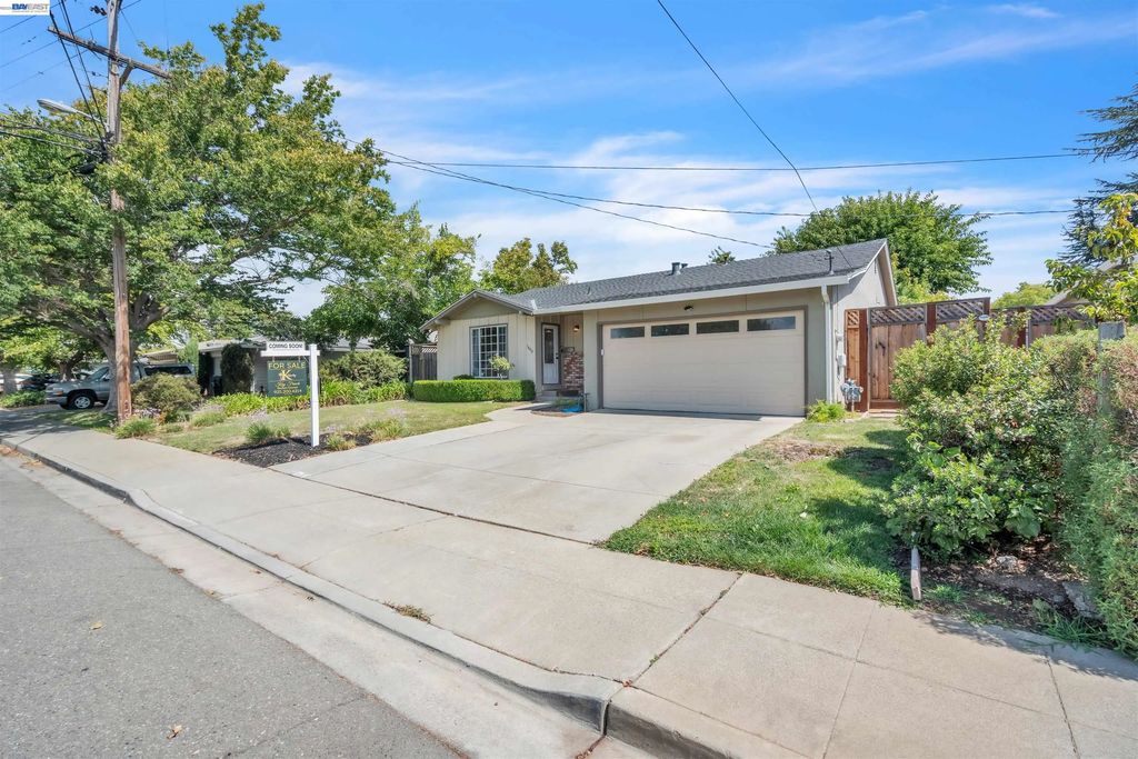 1400 Wagoner Dr, Livermore