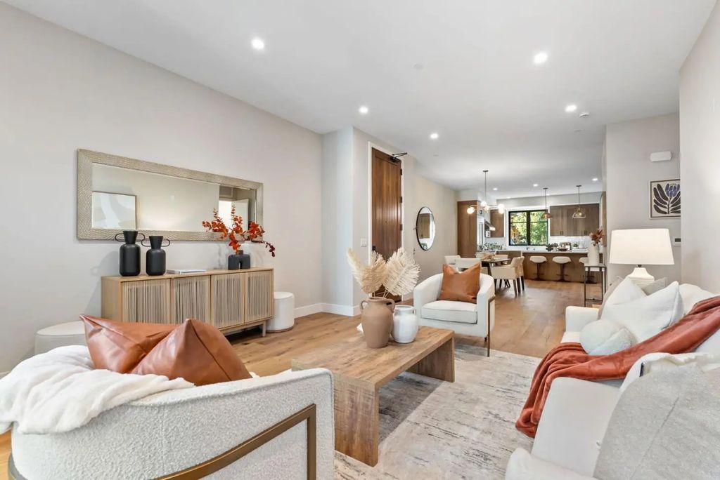 221 Hope Street, Mountain View