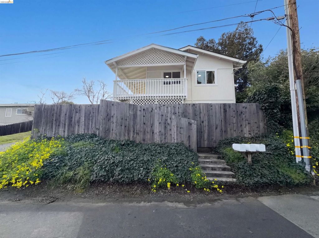 2291 Yale St, Martinez