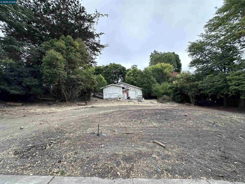 534 La Paloma Rd, El Sobrante