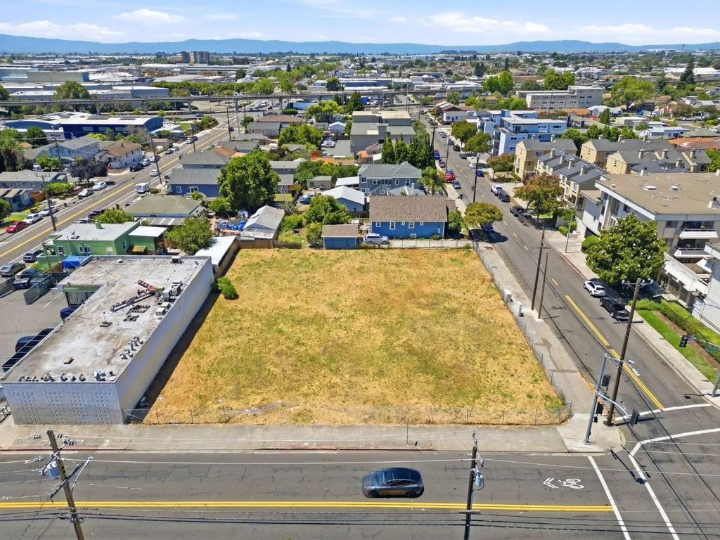 2101 Washington Avenue, San Leandro
