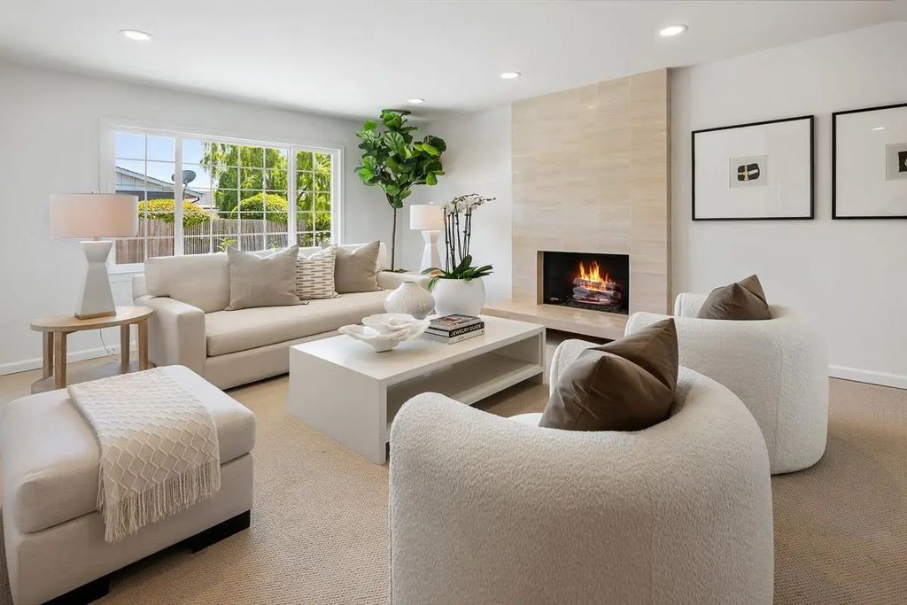951 Laguna Circle, Foster City