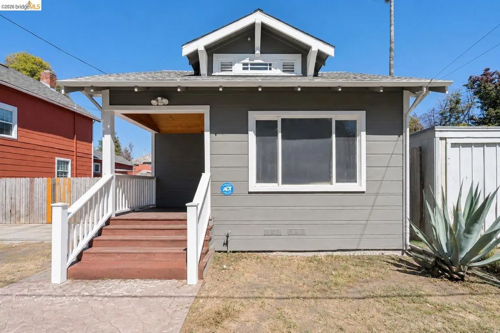 220 Marina Way, Richmond