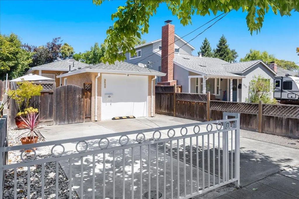 3523 Page Street, Redwood City