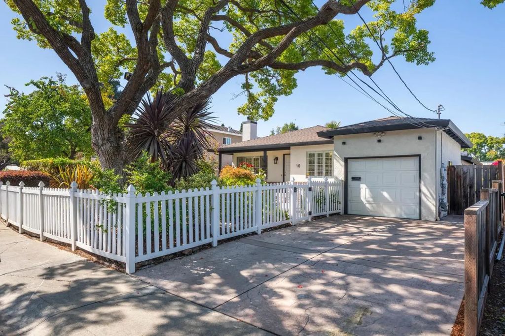 10 Greenwood Lane, Redwood City