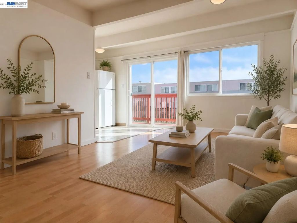 576 Sylvan St 20, Daly City