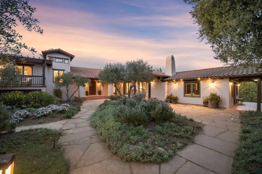 11571 Buena Vista Drive, Los Altos Hills
