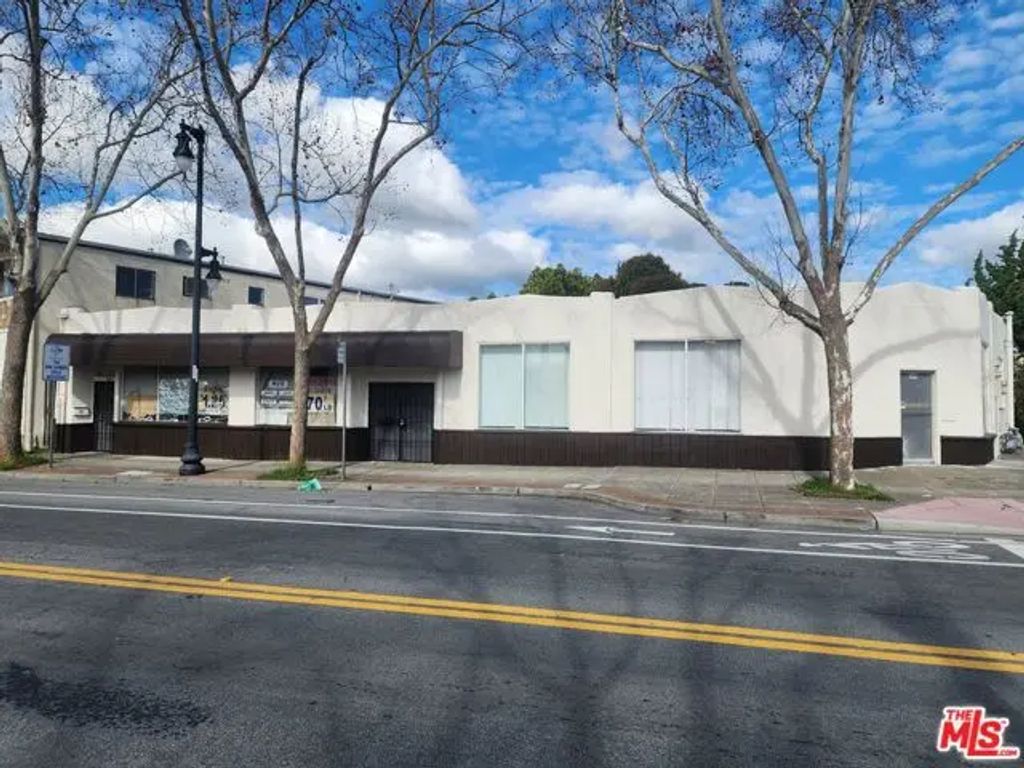 398 Macarthur Boulevard, San Leandro