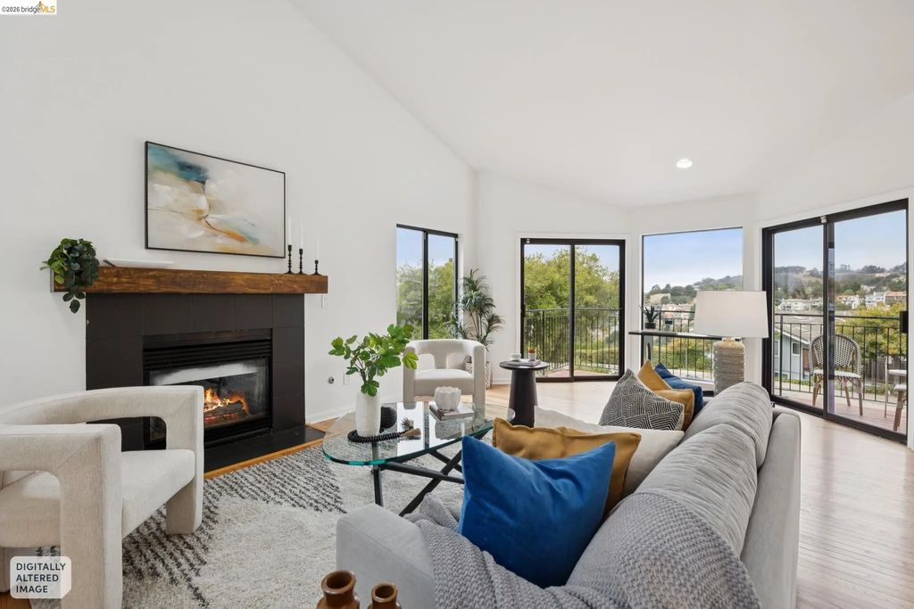 557 Hiller Dr, Oakland