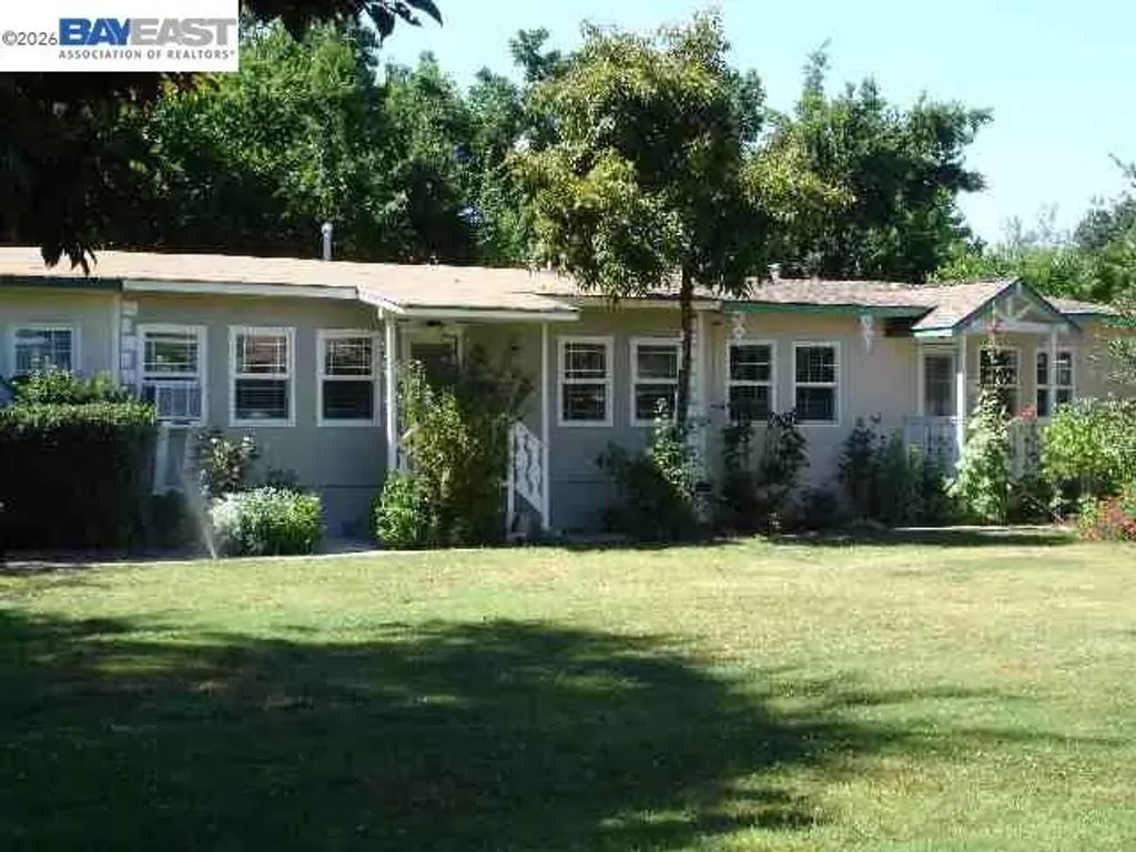 663 Rose Ave 2, Pleasanton