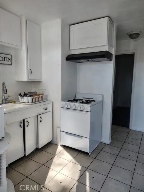 120 W Marshall Boulevard, San Bernardino