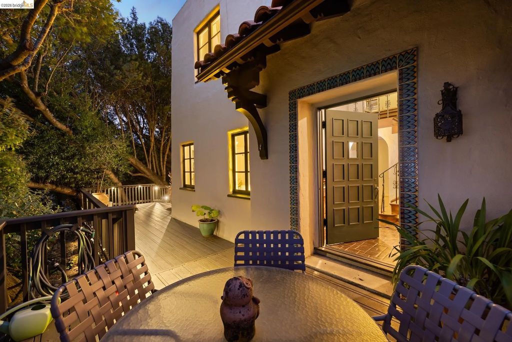 785 San Luis Rd, Berkeley