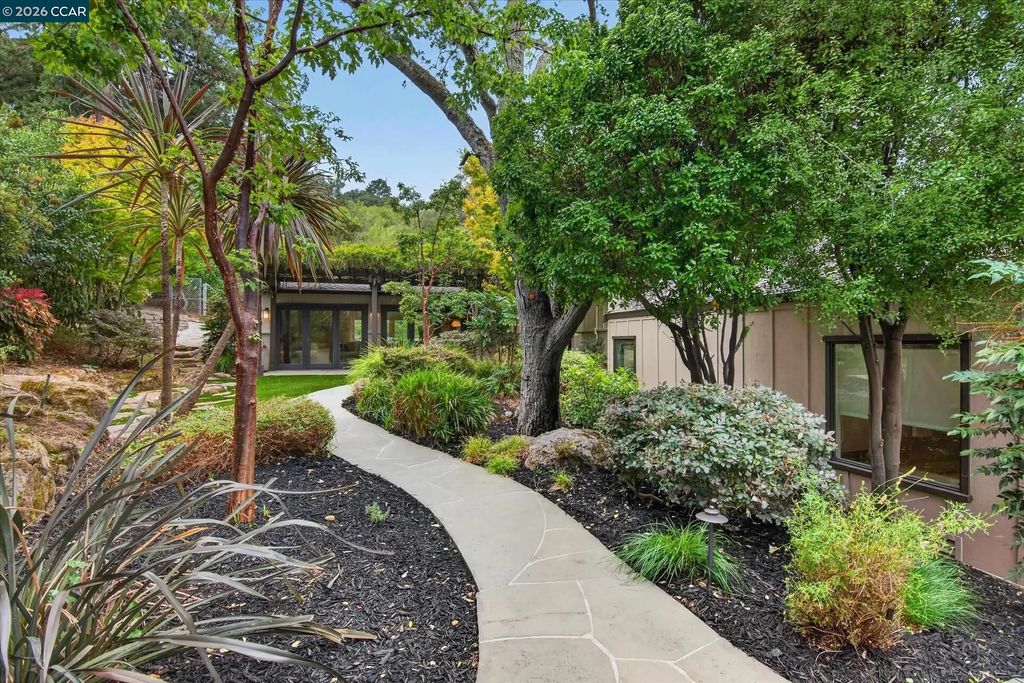 691 Old Jonas Hill Rd, Lafayette