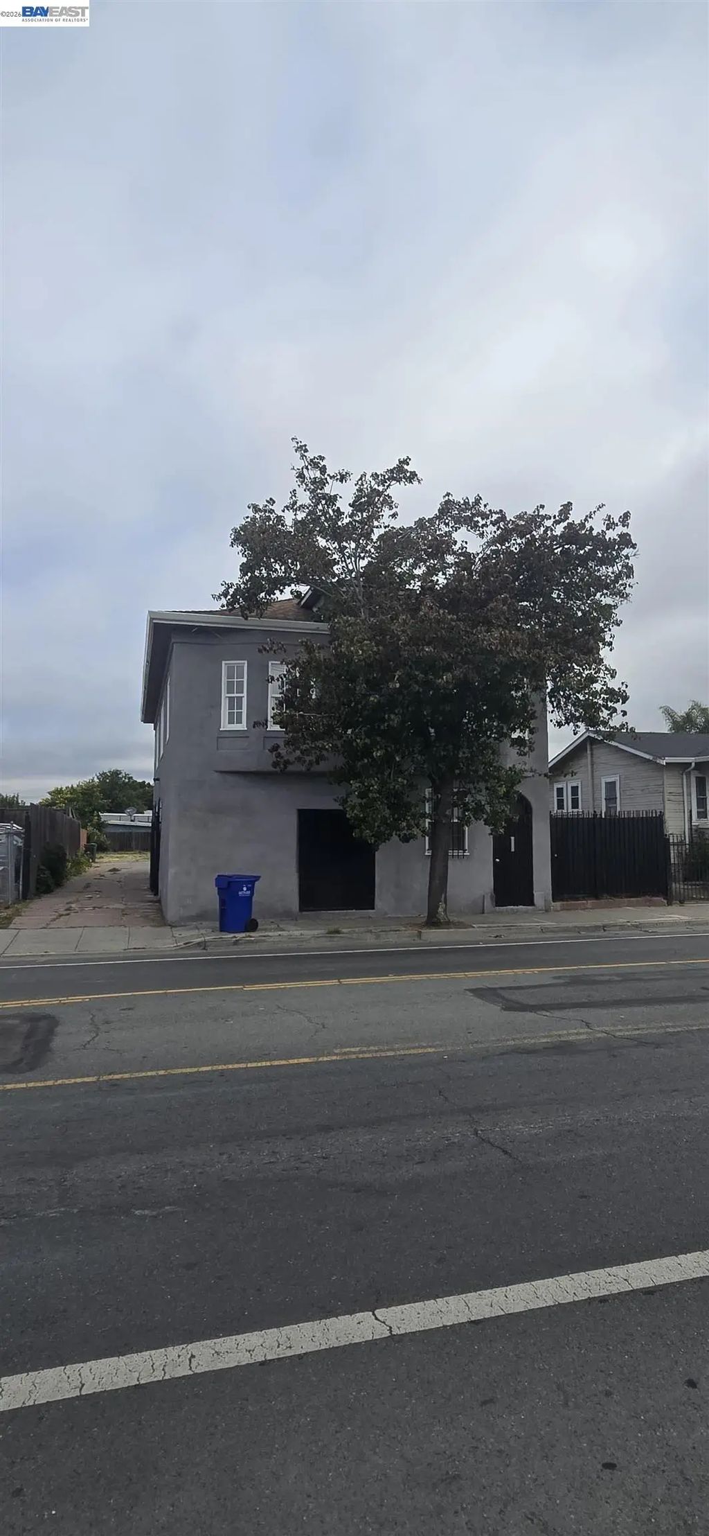 N/A, Oakland
