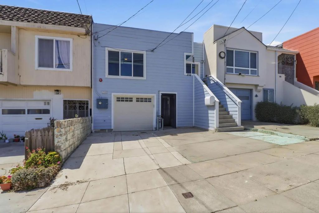 216 Rio Verde Street, Daly City