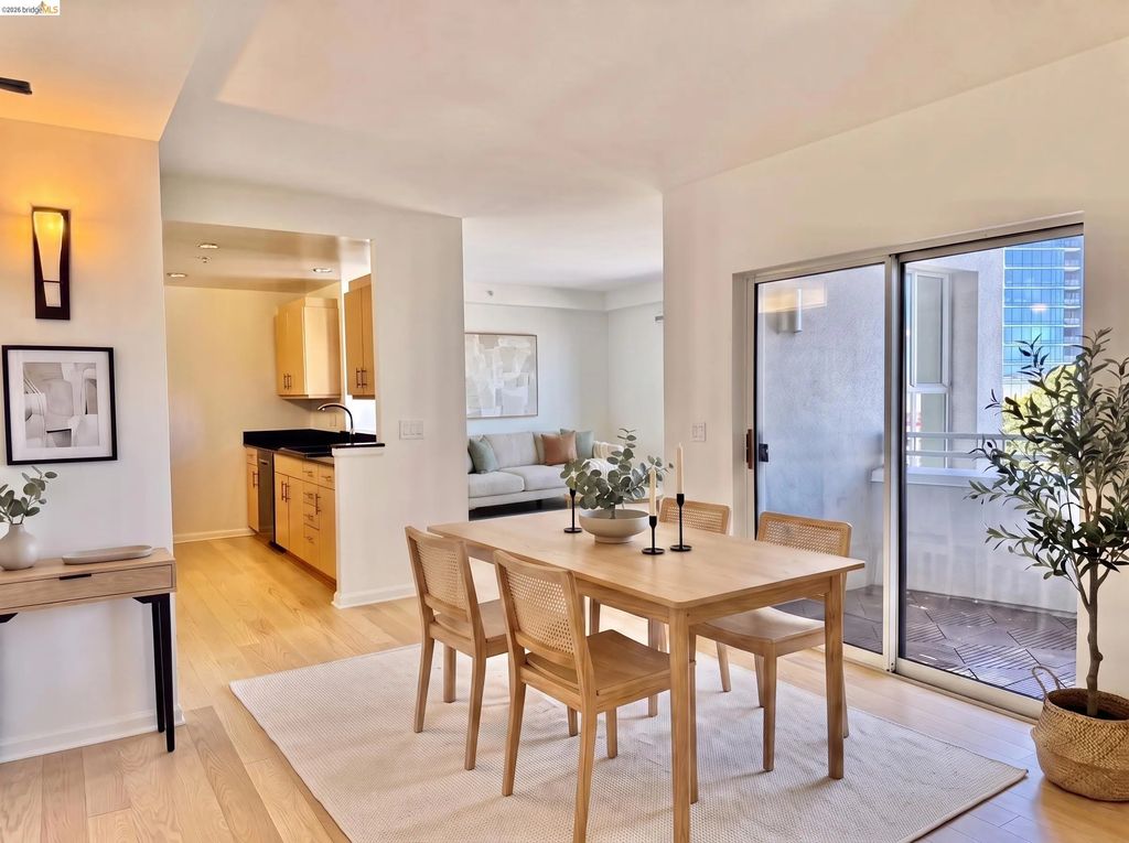 140 South Van Ness Ave 529, San Francisco