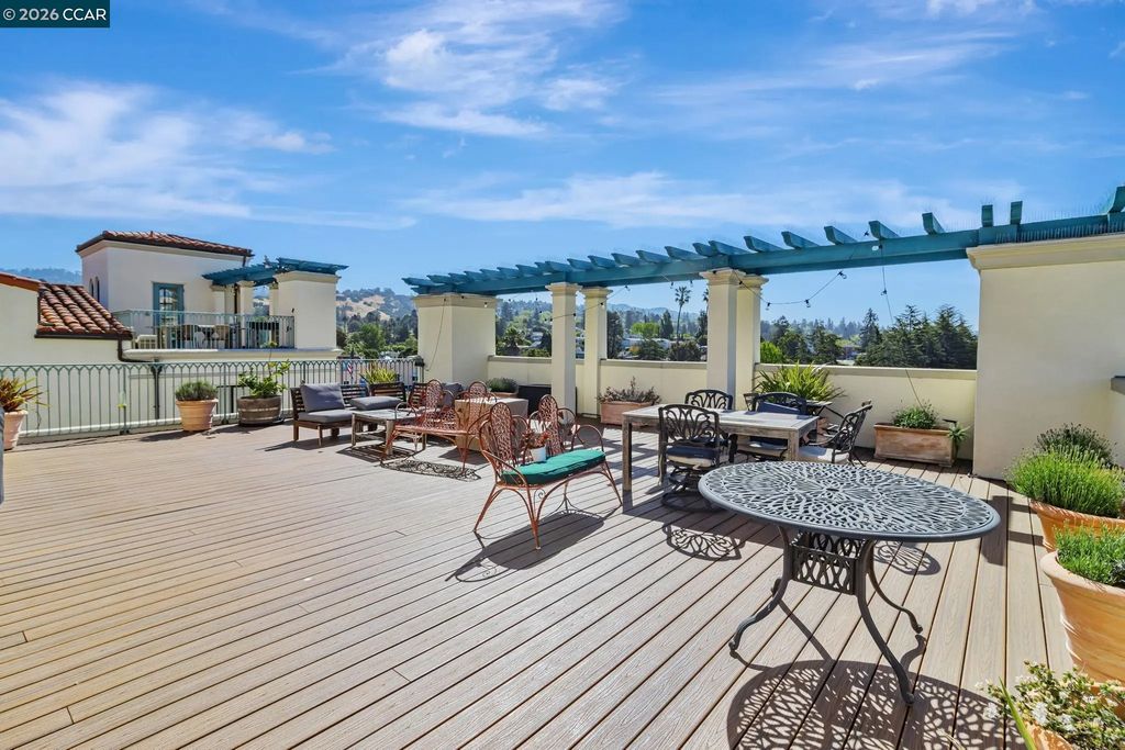 4395 Piedmont Ave P208, Oakland