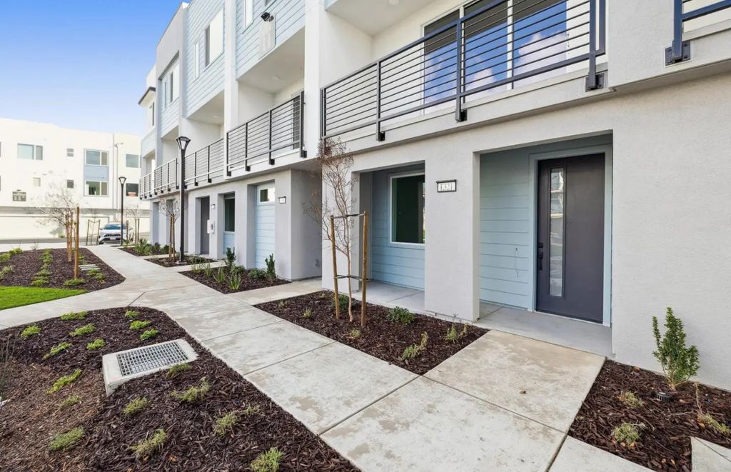 1321 Lilac Way, Milpitas