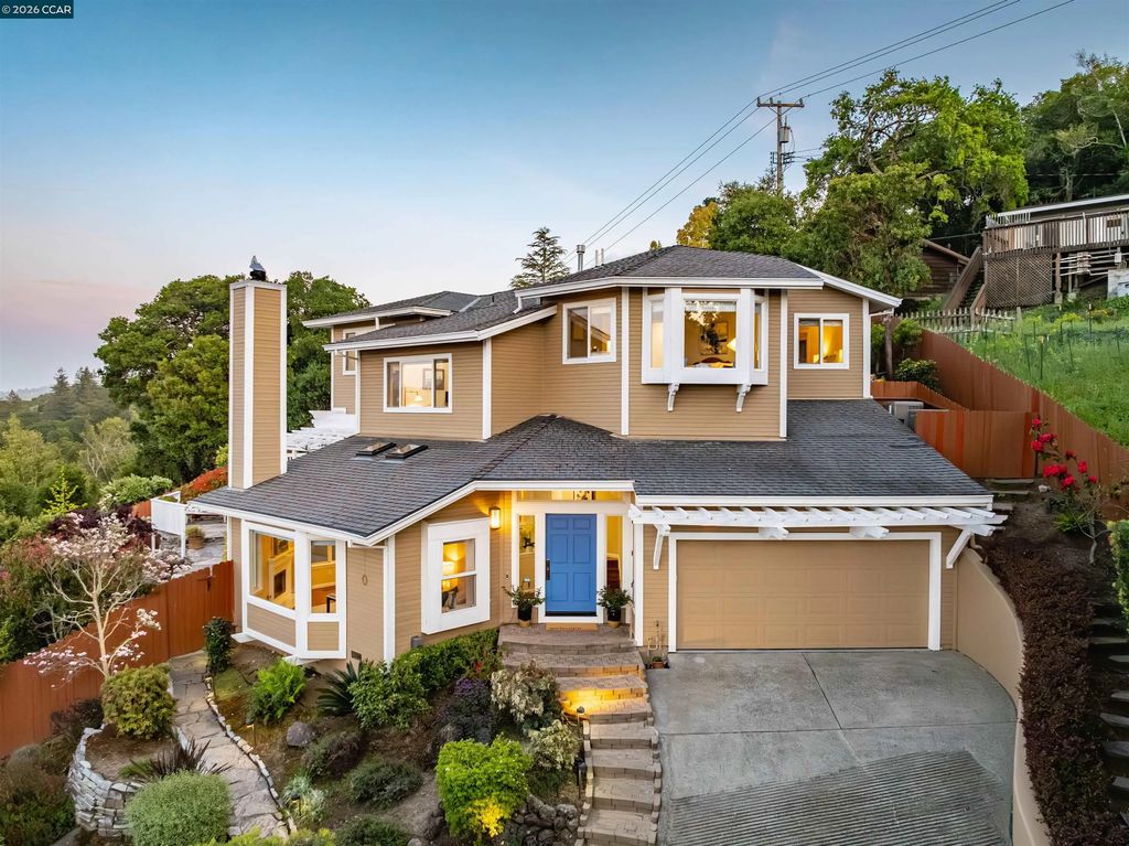 87 Claremont Ave, Orinda