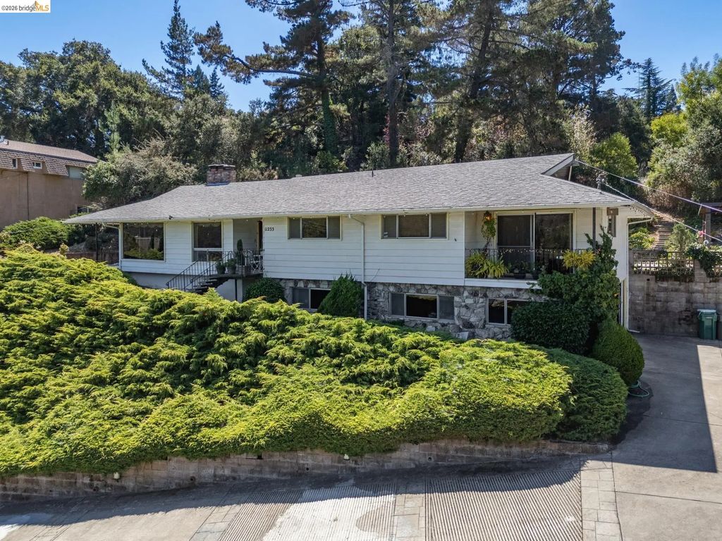 11233 Monan St, Oakland