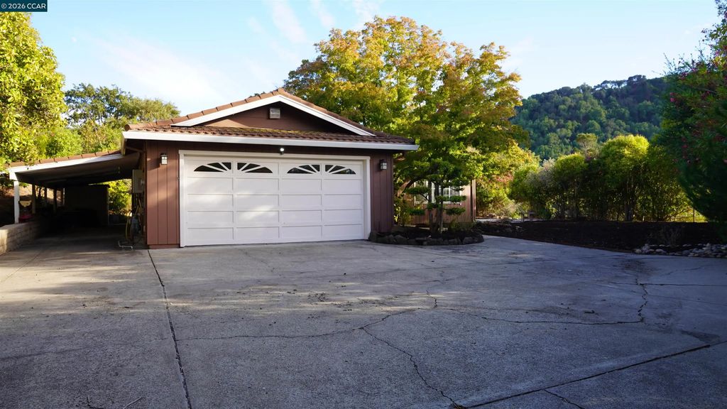 2531 Moraga Dr, Pinole