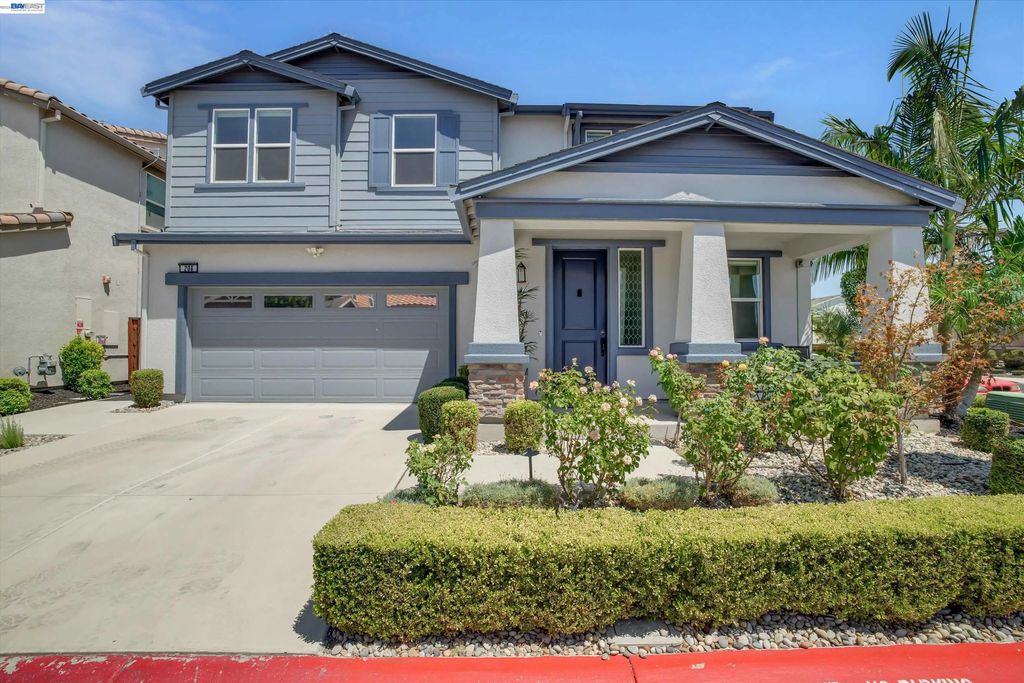 208 Halloran Ct, Brentwood