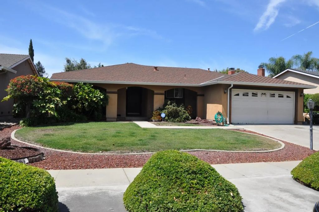 567 Hyde Park Drive, San Jose