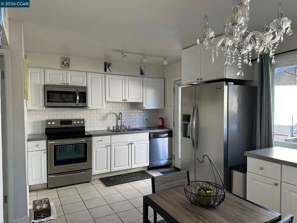 4 Sheffield Ct, San Pablo