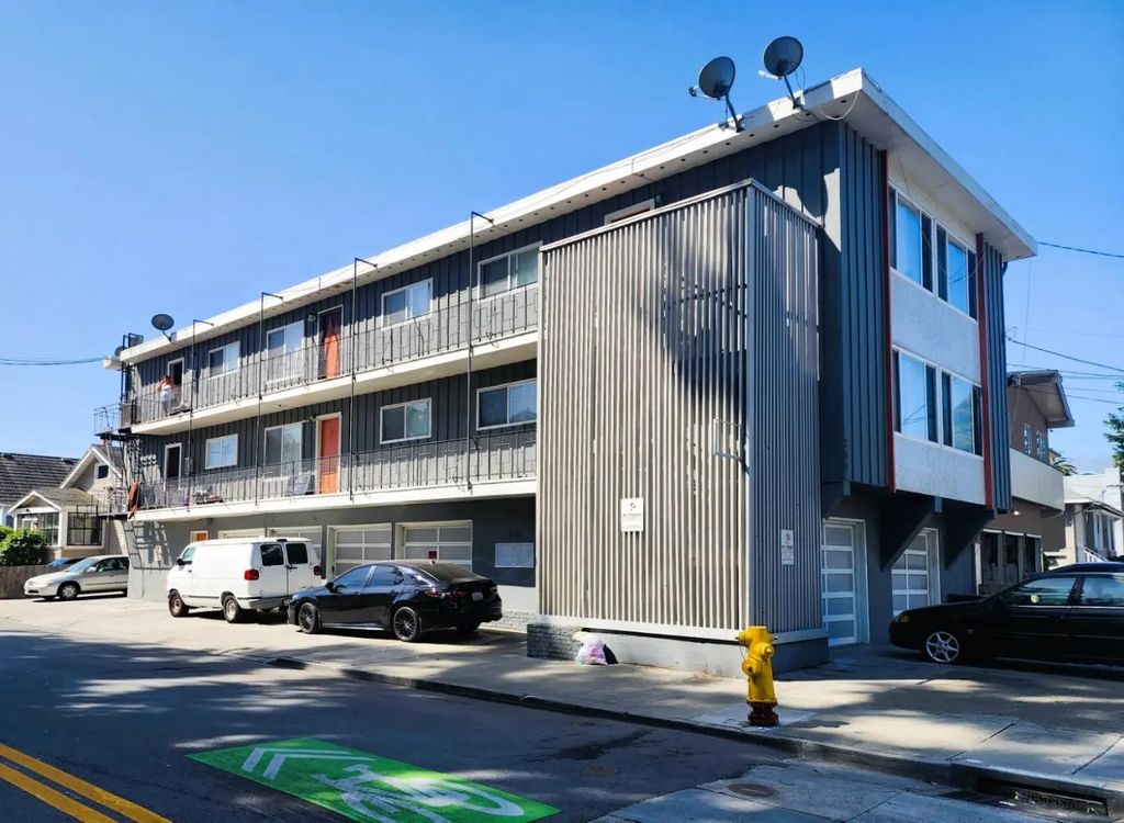 260 San Marco Avenue, San Bruno