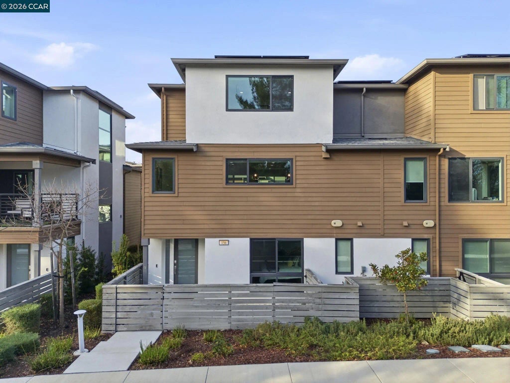 156 Pioneer Ave, Walnut Creek