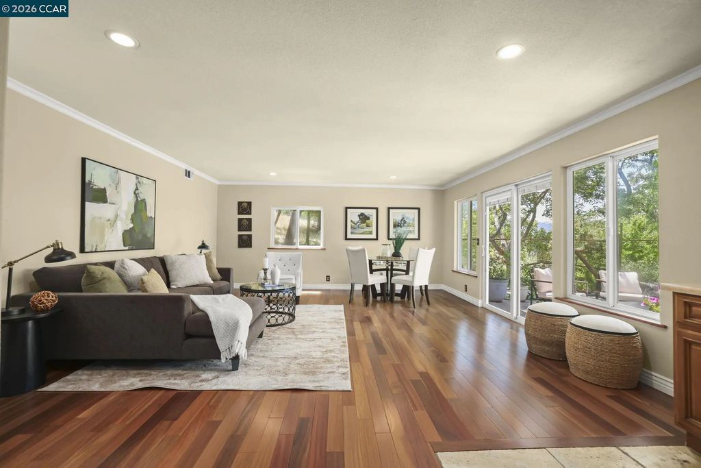 205 Summit Rd, Walnut Creek