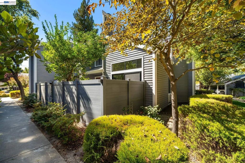 5375 Black Ave 1, Pleasanton