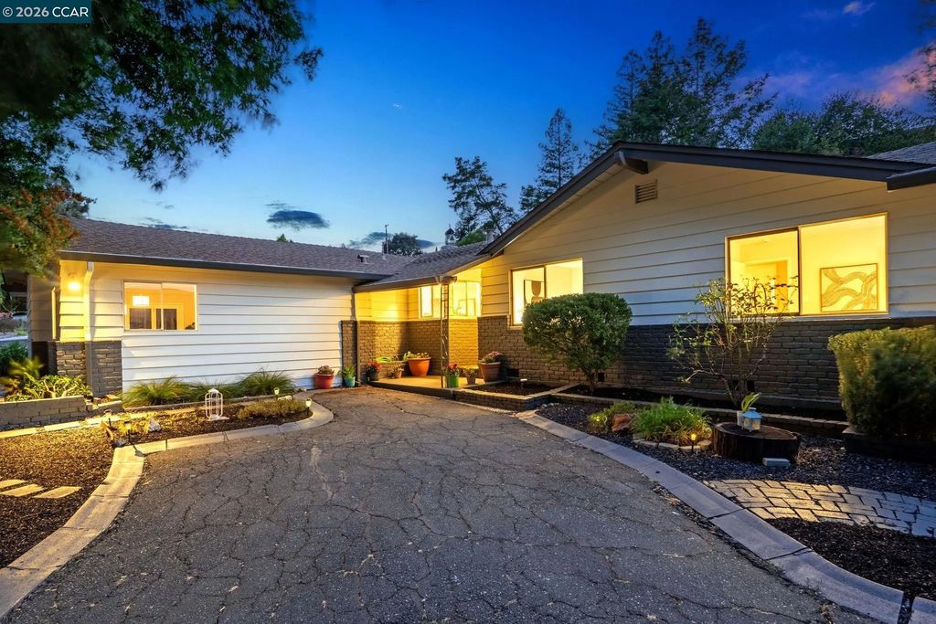 2481 Larkey Ln, Walnut Creek