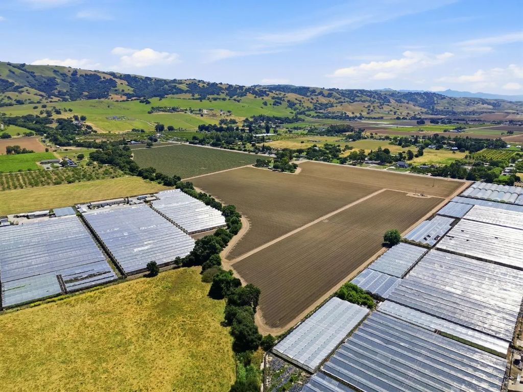 3115 B Leavesley Road, Gilroy