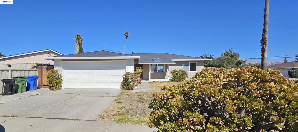 4692 Sloan Street, Fremont