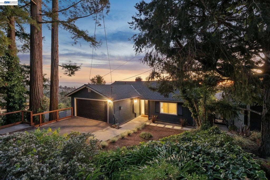 5969 Rincon Dr, Oakland