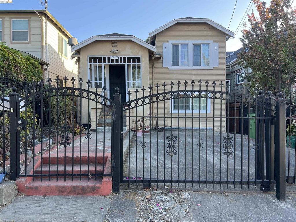 2209 E 22nd Street, Oakland