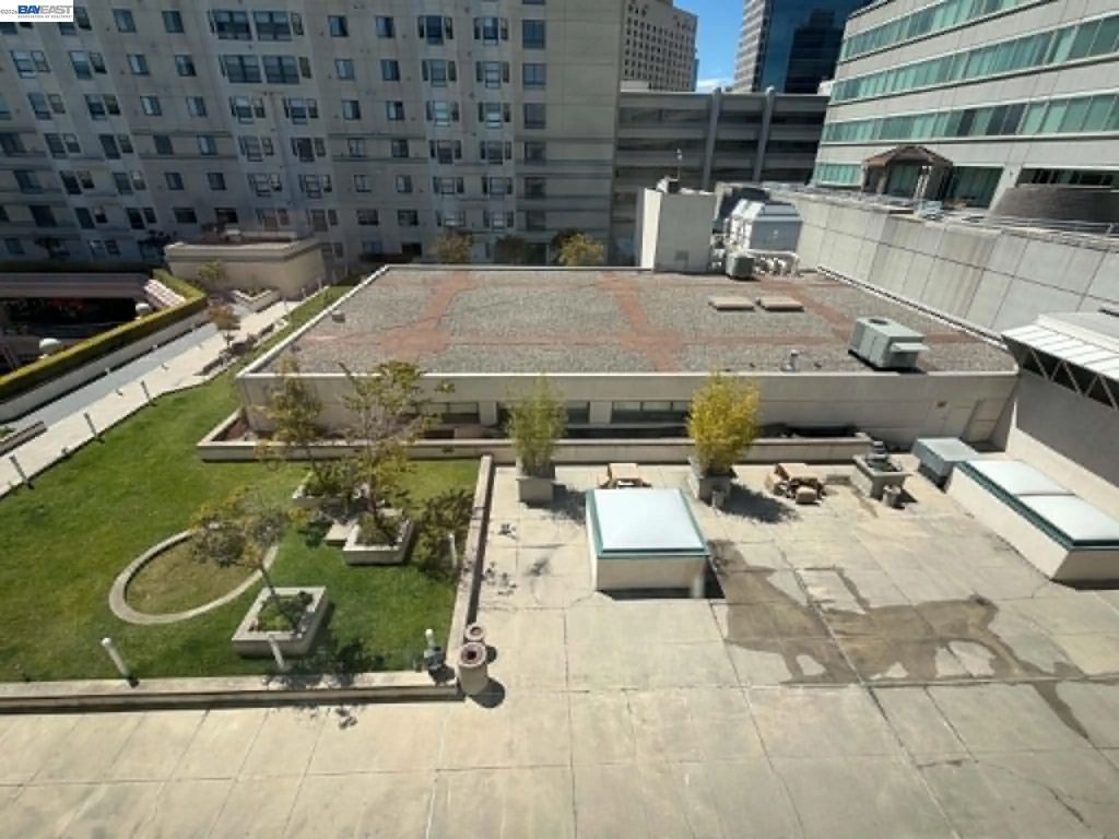 989 Webster St 651, Oakland