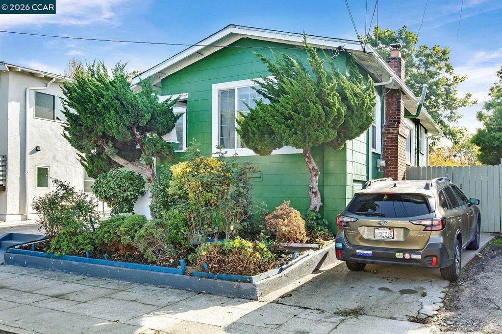 985 39 Street, Oakland