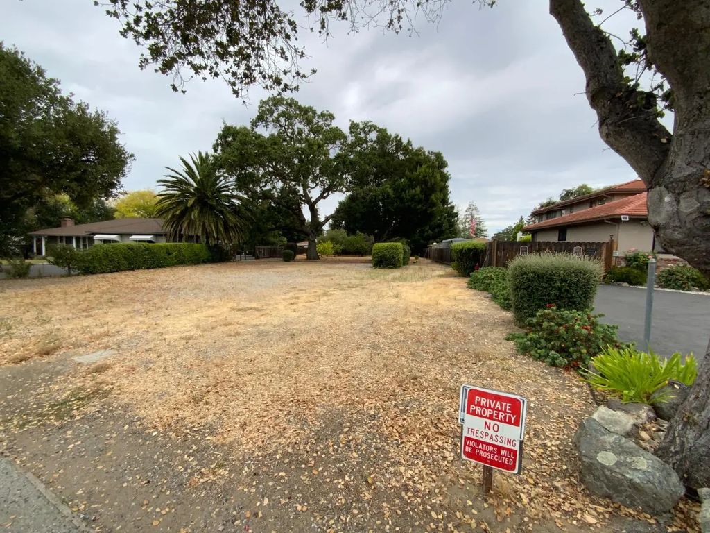 Alameda De Las Pulgas, Redwood City