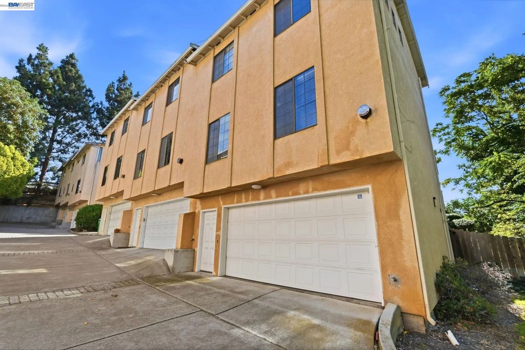 15925 Maubert Ave 6, San Leandro