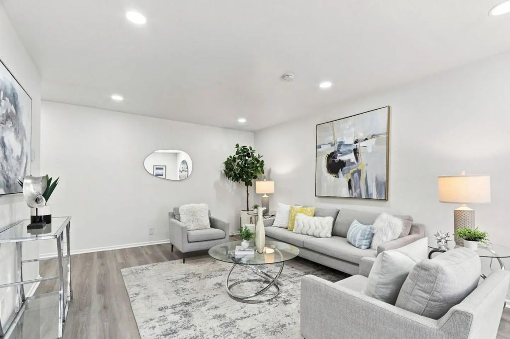 151 Buckingham Drive 233, Santa Clara