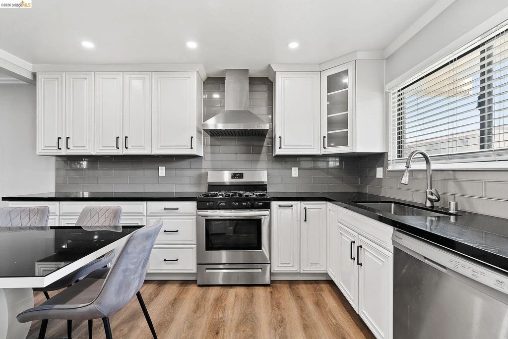 1790 Ellis Street 38, Concord