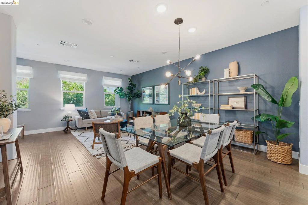 489 Diller Street, Alameda