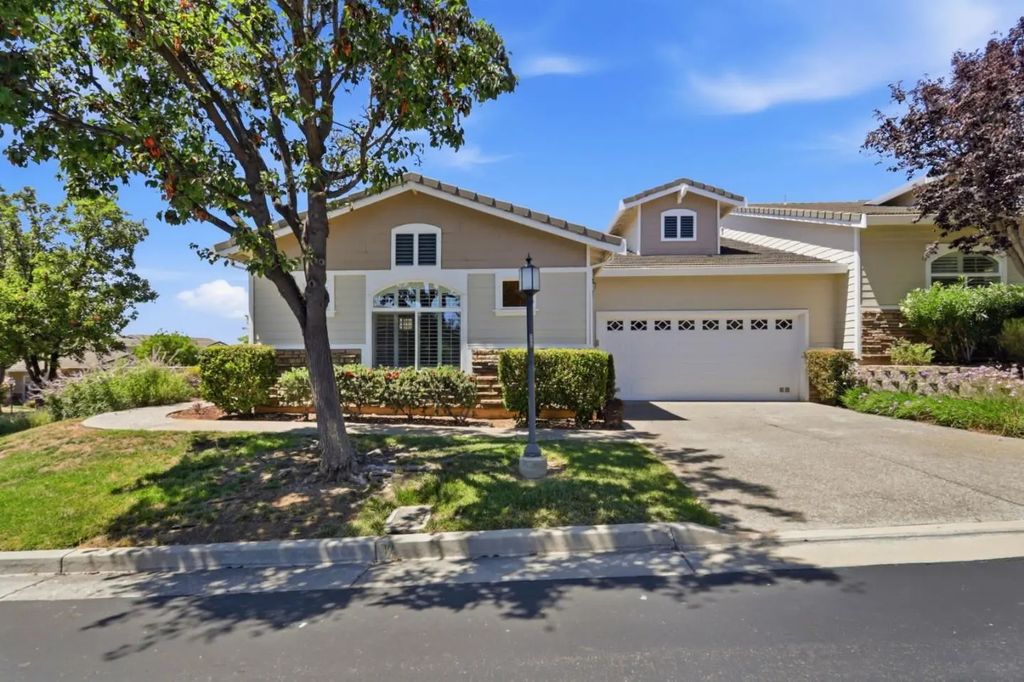 9066 Village View Loop, San Jose