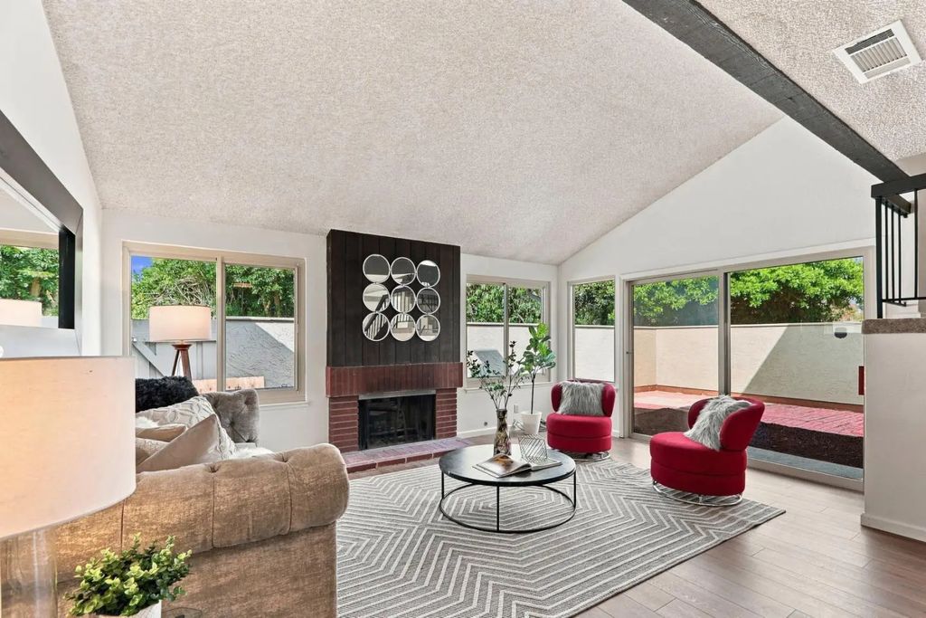 4248 Lake Santa Clara Drive, Santa Clara