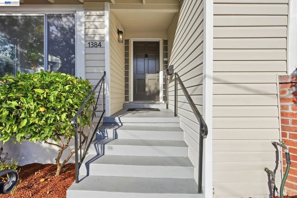 1384 Graff Avenue, San Leandro
