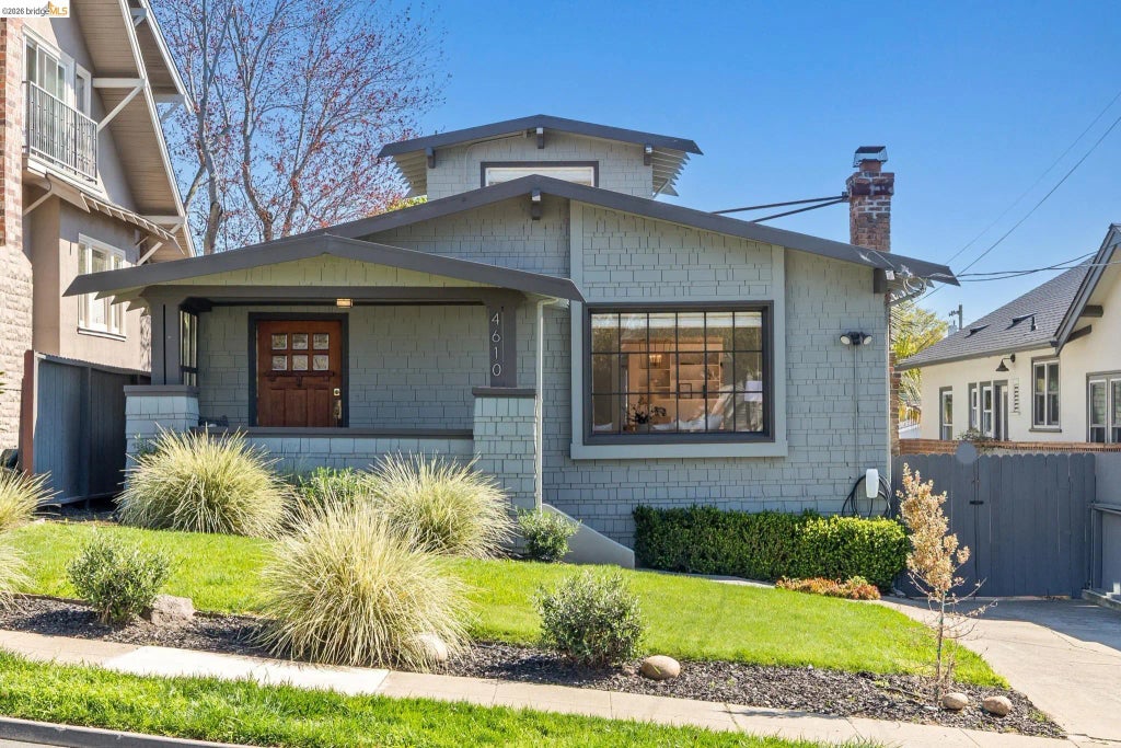 4610 San Sebastian Avenue, Oakland