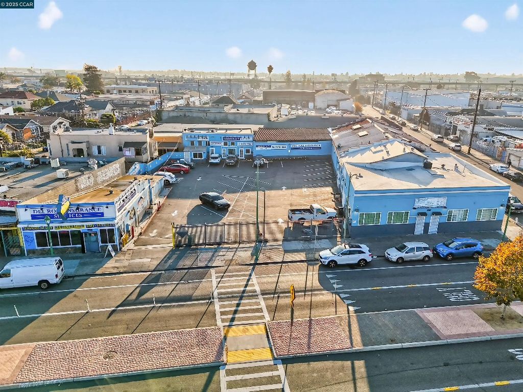 4819 International Blvd, Oakland