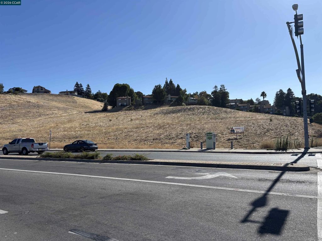 James Donlon Blvd, Antioch